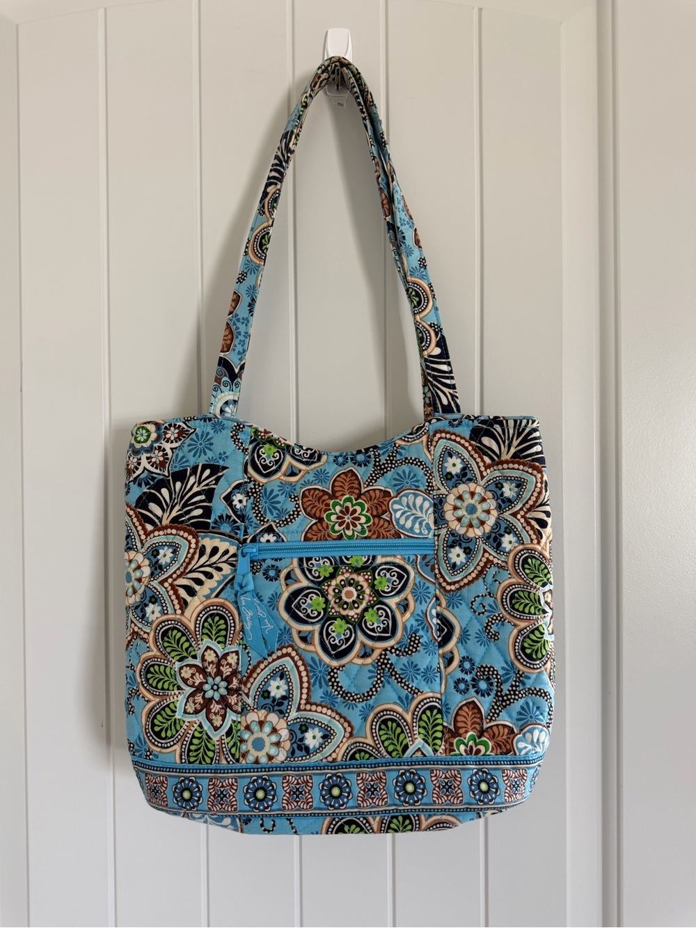 Vera Bradley Quilted Floral Snap Tote Bag in Bali Blue 2009 Shoulder Bag Travel